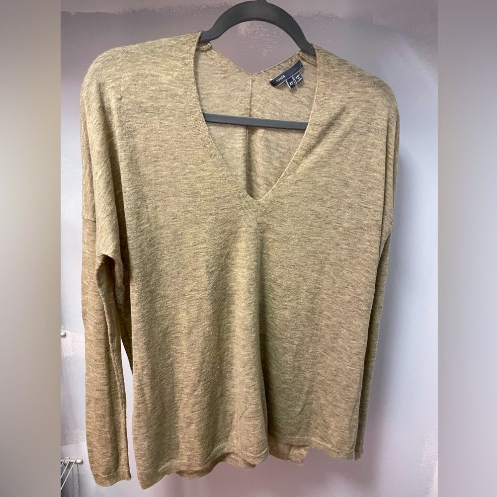 Vince. Women’s V-neck Sweater